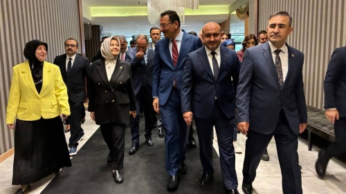 AK Parti Genel Başkan Yardımcısı Ali İhsan Yavuz, “Türkiye Yüzyılı Buluşmaları” kapsamında Eskişehir’e geldi