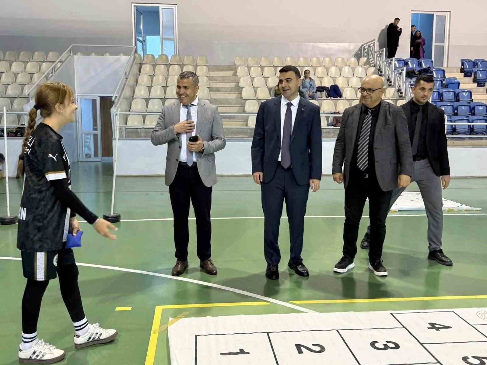 Osmanelinde spor şöleni coşkusu