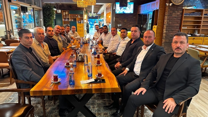 Eskişehir Ülkü Ocakları’nın eski il başkanları bir araya geldi