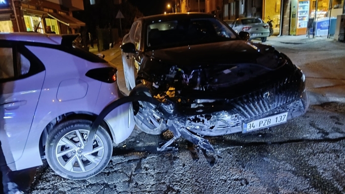 Eskişehir’de iki araç çarpıştı: Sürücü 1,62 promil alkollü çıktı