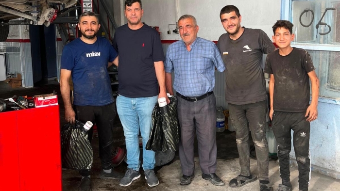 Başkan Ardıç esnafı iş yerlerinde tek tek ziyaret etti