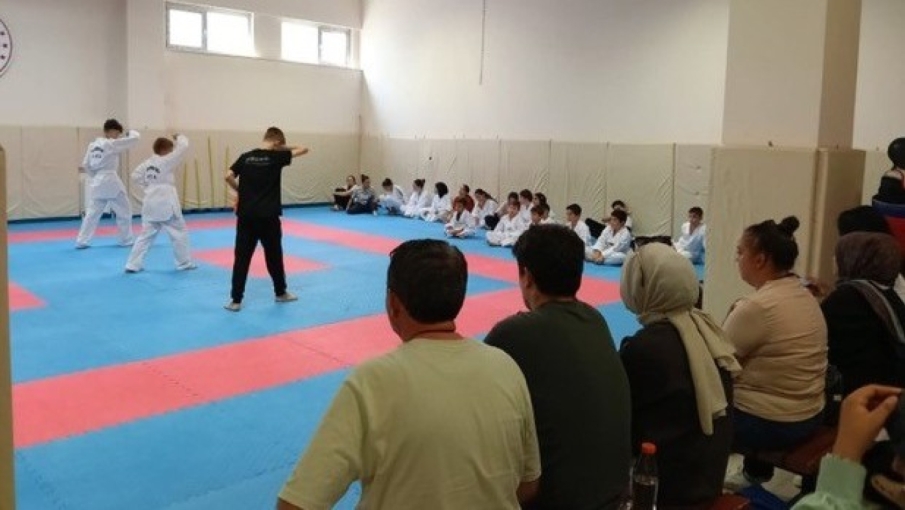 Eskişehir’de Muhammed Ali’den kuşak başarısı: Sarı-Yeşil Kuşak almaya hak kazandı