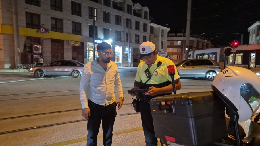 Eskişehir’de 100 polisle gece denetimi: 10 sürücüye 74 bin lira ceza