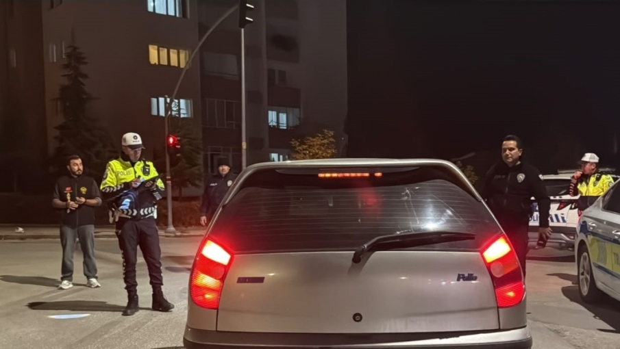 Eskişehir’de 100 polisle gece denetimi: 13 araca 60 bin TL ceza