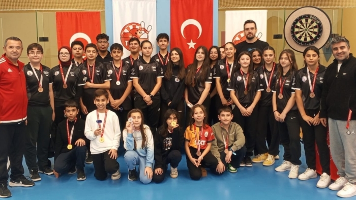 Eskişehir'de dart heyecanı: 50 sporcu mücadele etti