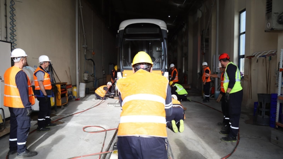 Eskişehir'de tramvay kazalarına karşı itfaiye ve ESTRAM ekiplerine eğitim verildi