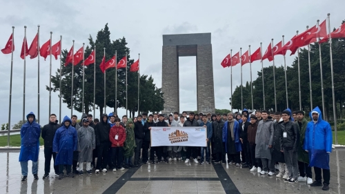 Eskişehirli öğrenciler Çanakkale'de tarih yolculuğuna çıktı