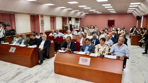Mecliste okul, sağlık ocağı ve karakol tartışması: Emek ve 71 Evler gündemde