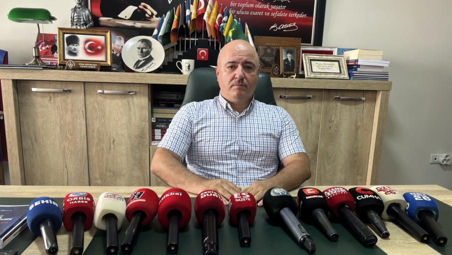 Kamuran Arıkan’dan kılık kıyafet tartışmasına tepki: Eğitimin gerçek sorunları konuşulmuyor