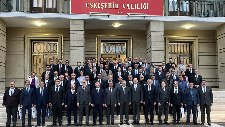 Eskişehir'in 10 yıllık yol haritası tanıtıldı: 7 çalışma grubu oluşturuldu