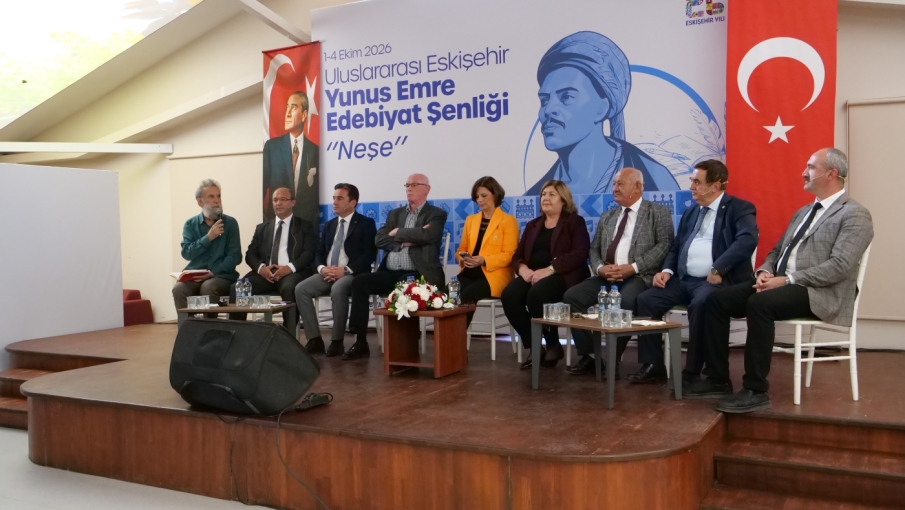 Eskişehir’in neşesi konuşuldu: Belediye başkanları aynı sahnede buluştu
