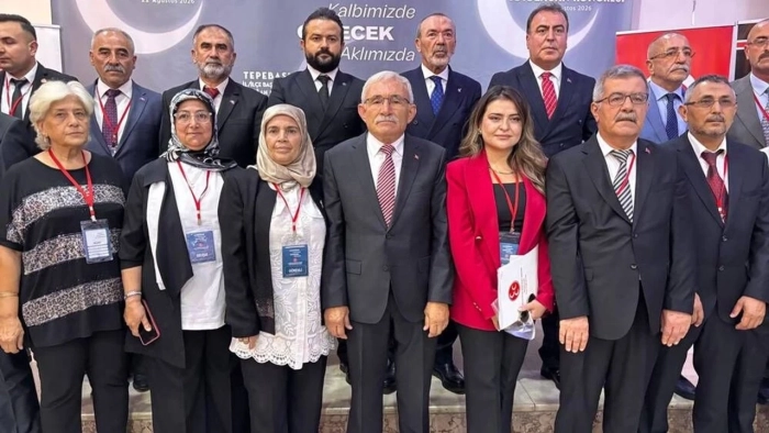 MHP Odunpazarı’nda yeni dönem: Mustafa Ünal başkan oldu